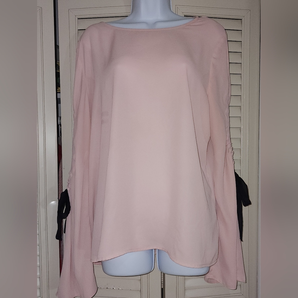 a.n.a XL Open Bell Sleeve Black Bow Pale Pink 100% Polyester Blouse